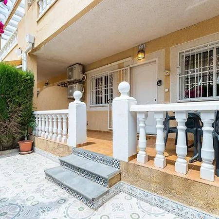 Casa Maese Торевьиа